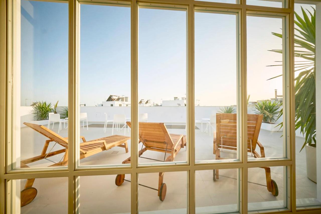 Hostal Pericon Conil De La Frontera Exteriör bild